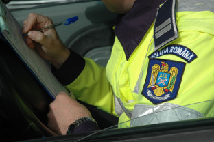 Polițiștii au întocmit un dosar penal pe numele bărbatului - Băut și fără permis