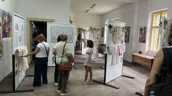 Expoziţia poate fi vizitată până în 12 septembrie - „Șezătoarea de la muzeu” se ține și la Beiuș