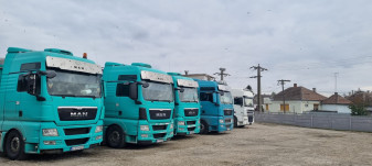 ​Şase camioane cu soia modificată genetic, descoperite la Valea lui Mihai - Transport dubios abandonat