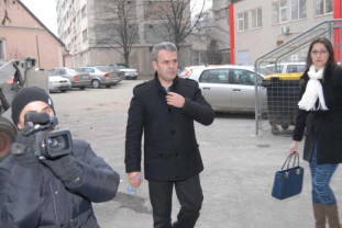 Gligor Sabău este acuzat de luare de mită, şantaj, favorizarea suspectului - Prim-procuror după gratii