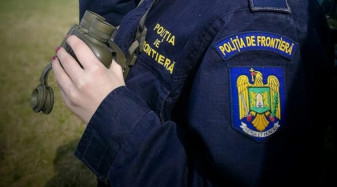 Procurorii DNA îi acuză că au luat şpagă de la cetăţeni moldoveni - Patru poliţişti de frontieră din Borş, după gratii
