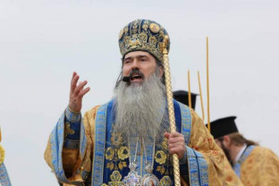 Arhiepiscopul Tomisului, Teodosie, urmărit penal de DNA - Cumpărare de influență