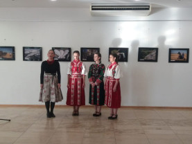 Prin expoziţia artistului fotograf Ovi D. Pop - Vadu Crişului, promovat la Hajduszoboszló