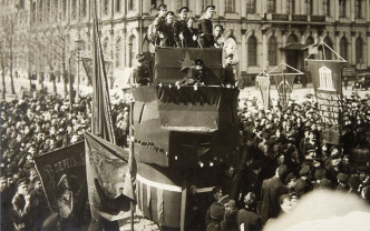 100 de ani. Marşul spre Marea Unire (1916-1919) - Între război şi pace. Revoluţia bolşevică (II)