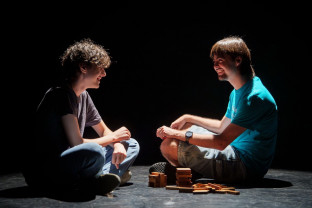 Lumea așteaptă un erou, copiii așteaptă un prieten - Ajungem Mari Bihor caută voluntari