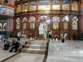 Părintele-ministru, la Biserica Ioșia Nord - Marcel Boloș, în mijlocul credincioșilor