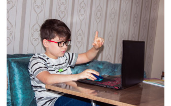 Anchetă Salvați Copiii - Jungla internetului nu e pentru copii!