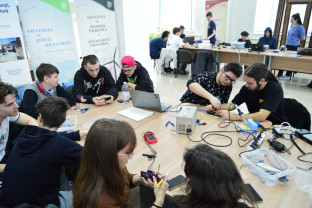 Universitatea din Oradea - Gazdă a International Robotics Championship