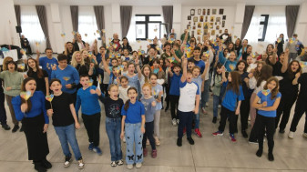 La Liceul „Don Orione” - Flashmob pentru copiii cu autism
