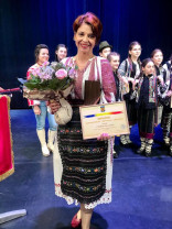 Oana Lianu a cântat la Festivalul de film RO-MANIA din Franţa - Un recital extraordinar de folclor românesc