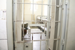 O nouă modificare a legilor penale în cazul infracţiunilor violente - Pedepse mai aspre