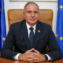 În comunele cu mai puţin de 1.500 de locuitori, funcţia de viceprimar se desfiinţează - Opt primării vizate în Bihor