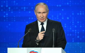 În primul său discurs de campanie - Putin promite să facă din Rusia o „suverană”