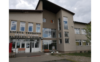 Discriminare etnică la liceul din Săcueni? - Acuzaţiile sunt anchetate