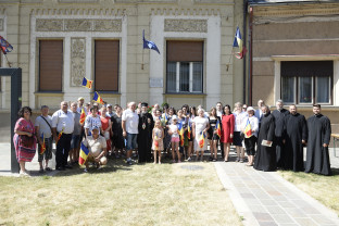 Diplomatul Mihai Marina a fost omagiat la Oradea - Flori și recunoștință