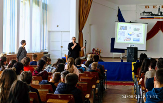 ​Elevii din Beiuș, informați despre colectarea selectivă - „Curățăm România”