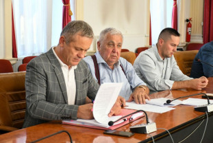 Conservarea și ocrotirea ariilor protejate în Bihor - Au fost semnate contracte