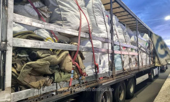 Peste 31 tone de deşeuri - Oprite la PTF Borș II
