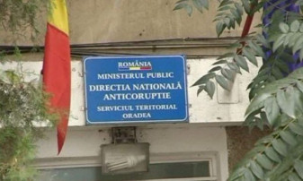 Procurorii DNA Oradea, audiaţi la Parchetul General - Puşi să dea cu subsemnatul