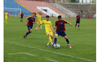 Luceafărul Oradea - CS Mioveni 2-1 - Dacă nu îl păcăleşti, fotbalul te răsplăteşte