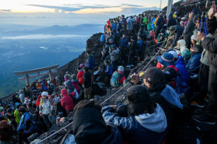 Muntele-simbol al Japoniei a devenit... scump - Taxă pe Fuji