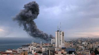 Israelul a continuat bombardamentele în Fâţia Gaza - Negocieri pentru eliberarea ostaticilor