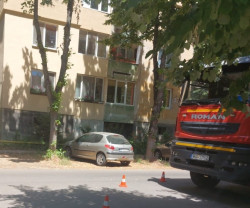 Zeci de apartamente verificate după ce o țeavă a fost tăiată din greșeală - Scurgeri de gaze într-un bloc din Marghita
