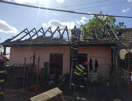 Fumatul și un frigider defect sunt cauzele izbucnirii flăcărilor - Incendii în Diosig și Vintere