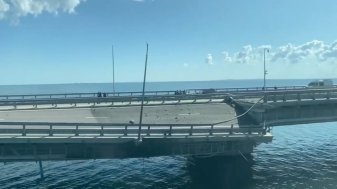Forţele ucrainene au folosit drone maritime pentru a-l distruge - Podul Kerci, din nou lovit