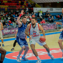 Nikola Markovic continuă la CSM CSU Oradea - Sârbul vrea să facă uitat ultimul sezon