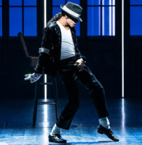 Pălăria purtată de Michael Jackson în timpul primului său „moonwalk” - Vândută la Paris