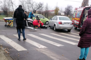 Motociclist rănit, transportat la spital - Accident pe Calea Clujului