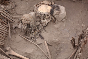 Mumii de copii descoperite în Peru - Misterul sacru din Lima