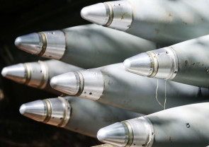 Europa îşi sporeşte producţia de muniţie şi rachete - Majoritatea, destinată Ucrainei