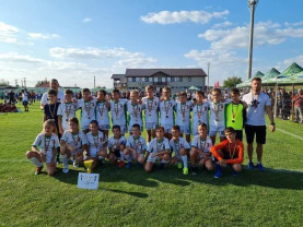 Fotbal juvenil la malul Mării Egee - Juniori salontani în turneu la Salonic
