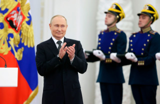 Noi sisteme de rachete ruseşti - Putin, mândru de soldaţii săi