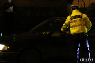 Agenţii din Salonta care cereau mită şoferilor, condamnaţi definitiv - Închisoare cu executare pentru poliţiştii şpăgari