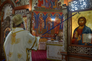Biserica Parohiei Oradea Sfântul Pantelimon - A fost sfințită pictura