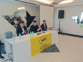 Liderii AUR au vorbit despre economie, multinaționale, PIB sau reformele lui Cuza - George Simion la Oradea