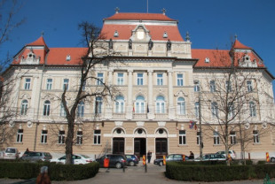 Adunarea generală a magistraților Curții de Apel Oradea - Judecătorii cer să li se respecte statutul