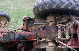 Tănăr de 18 ani din comuna Dobrești- Strivit de tractor