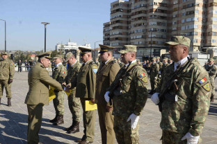 Ceremonial militar-religios  - Ziua Armatei Române, sărbătorită la Oradea