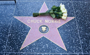 'Texasul a pierdut o legendă - Numeroase personalități i-au adus omagii actorului Chuck Norris