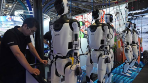 Dispozitivele sunt considerate de SUA „riscuri inacceptabile pentru securitatea națională” - Importul de roboți umanoizi, interzis