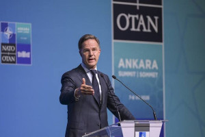 NATO: Rutte anunță la Ankara o serie de contracte de armament - Europa se înarmează