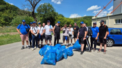 Zeci de voluntari implicați, inclusiv din Oradea - Ample acțiuni de ecologizare