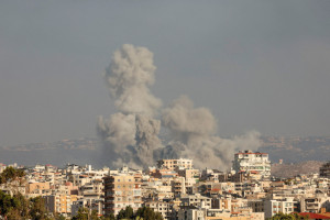 Israelul bombardează ţinte Hezbollah în Liban şi Hamas în Gaza - Războiul se intensifică