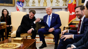 Presa internaţională, despre întâlnirea lui Macron cu Trump -  Au împărțit lingușeli reciproce