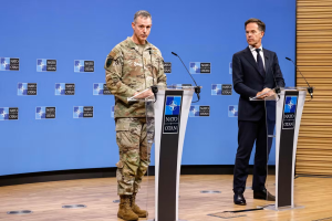Răspunsul NATO la incursiunile Rusiei pare să o fi descurajat, dar - Amenințările hibride persistă