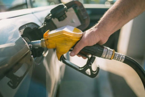 România, printre țările UE cu creșteri semnificative ale prețurilor carburanților - Prețuri mari la pompă